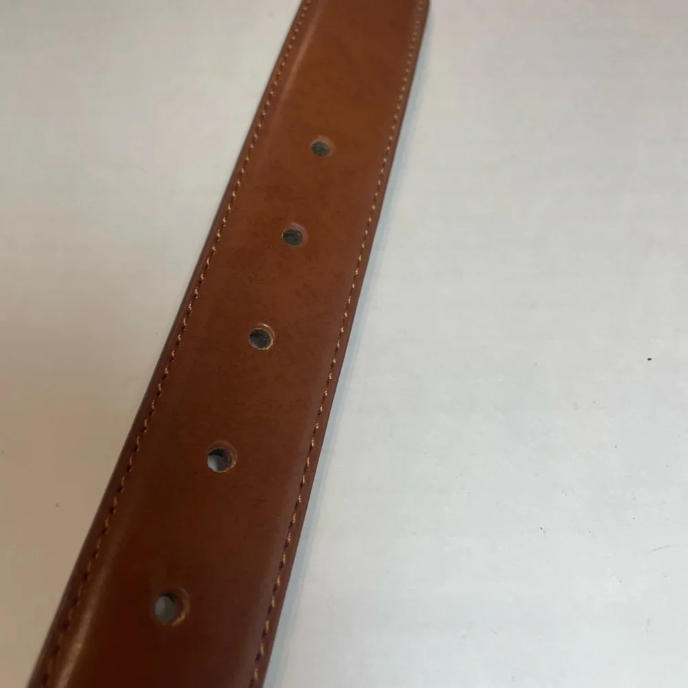 Beverly Hills Polo Club Men’s Brown Leather Belt. Size 42. Pre-owned